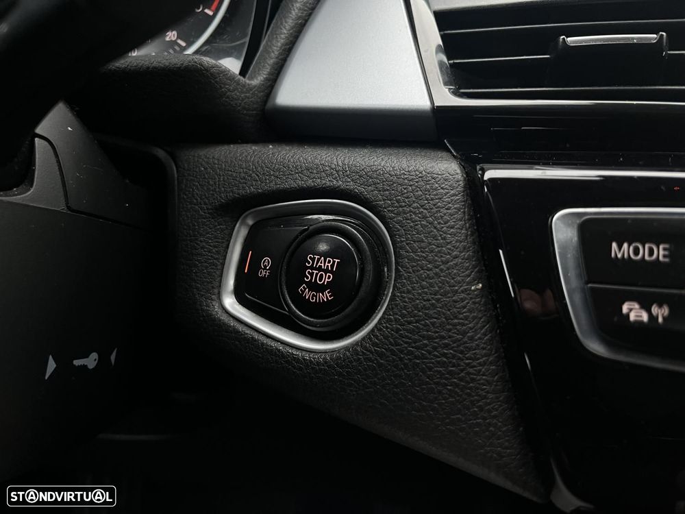 BMW 216 Active Tourer d Advantage Auto - 24