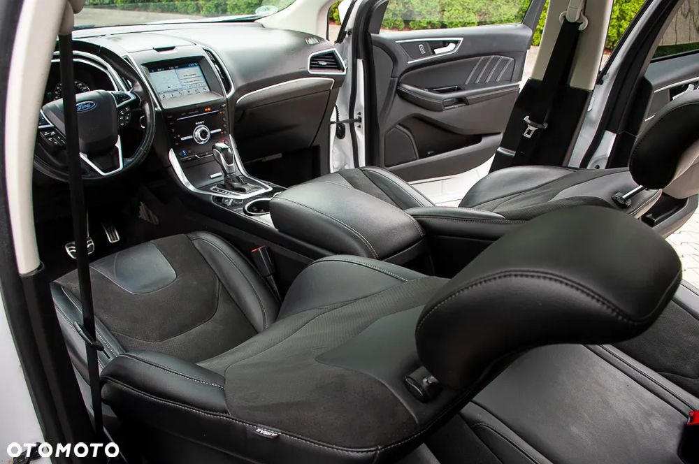 Ford Edge 2.0 TDCi Bi-Turbo 4x4 ST-LINE - 23