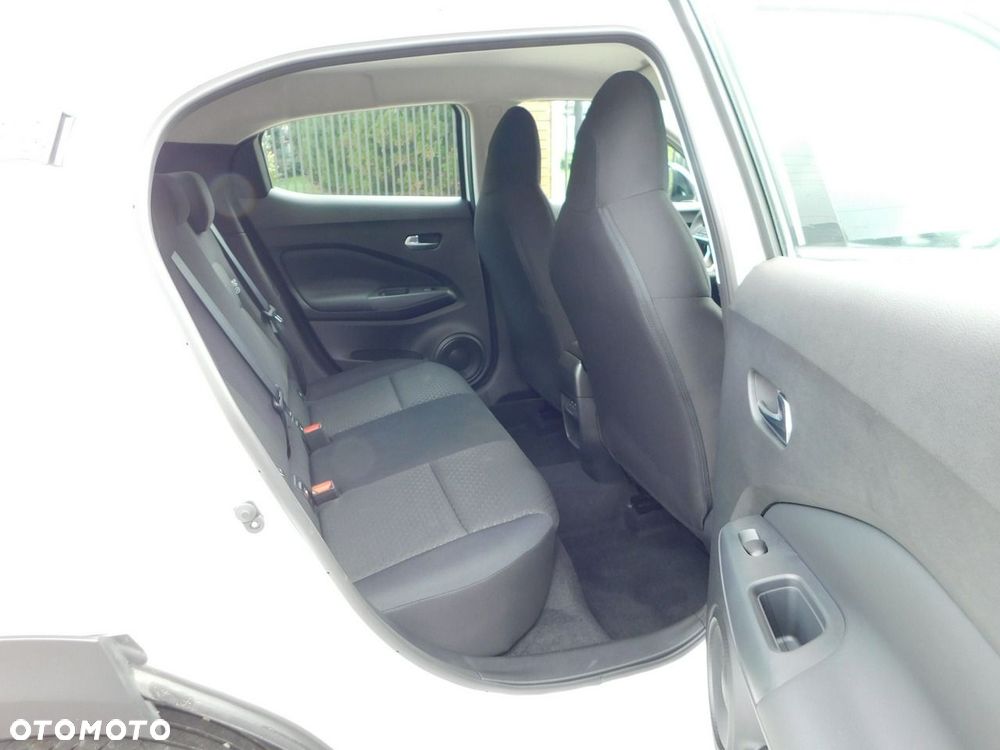Nissan Juke 1.0 DIG-T Acenta DCT - 11