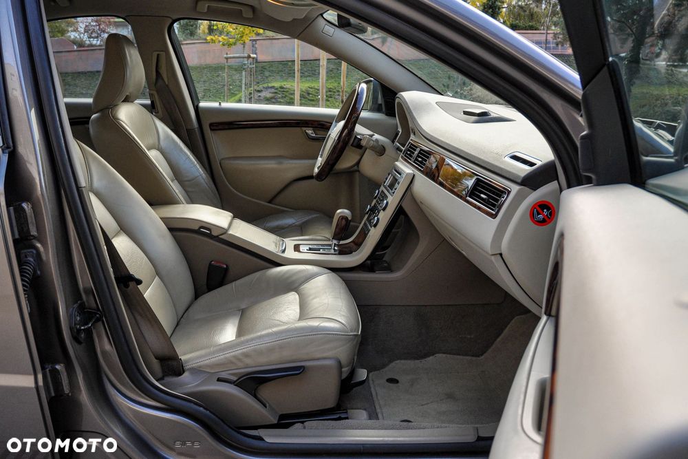 Volvo S80 - 12