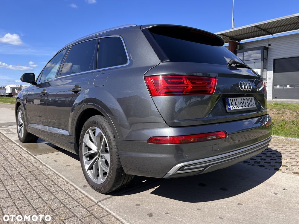 Audi Q7 - 6
