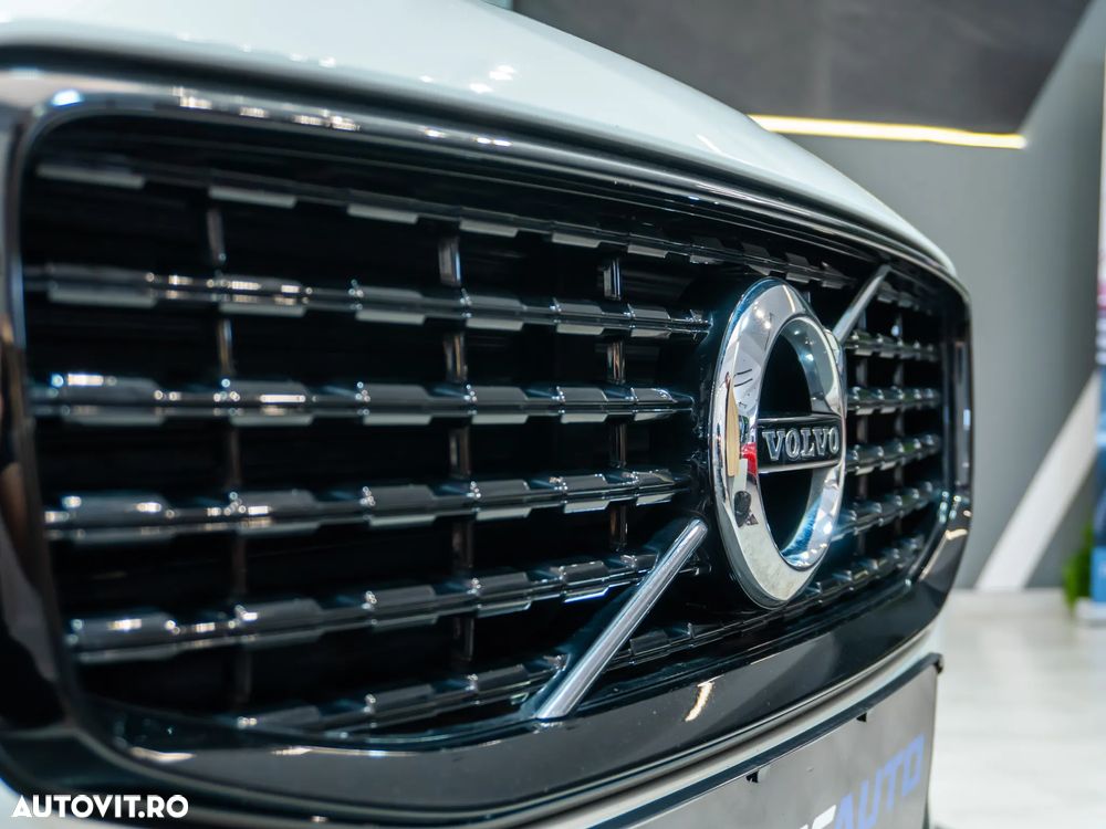 Volvo V60 T6 AWD Recharge Geartronic RDesign - 12