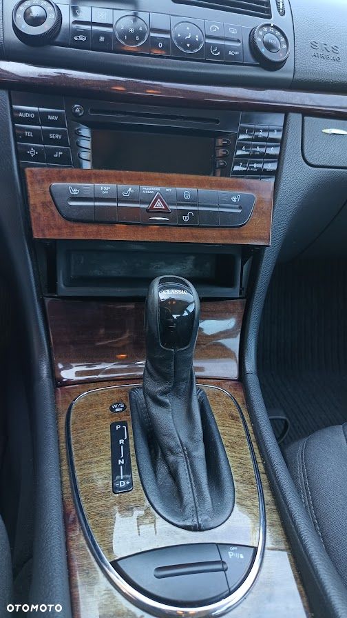 Mercedes-Benz Klasa E - 18