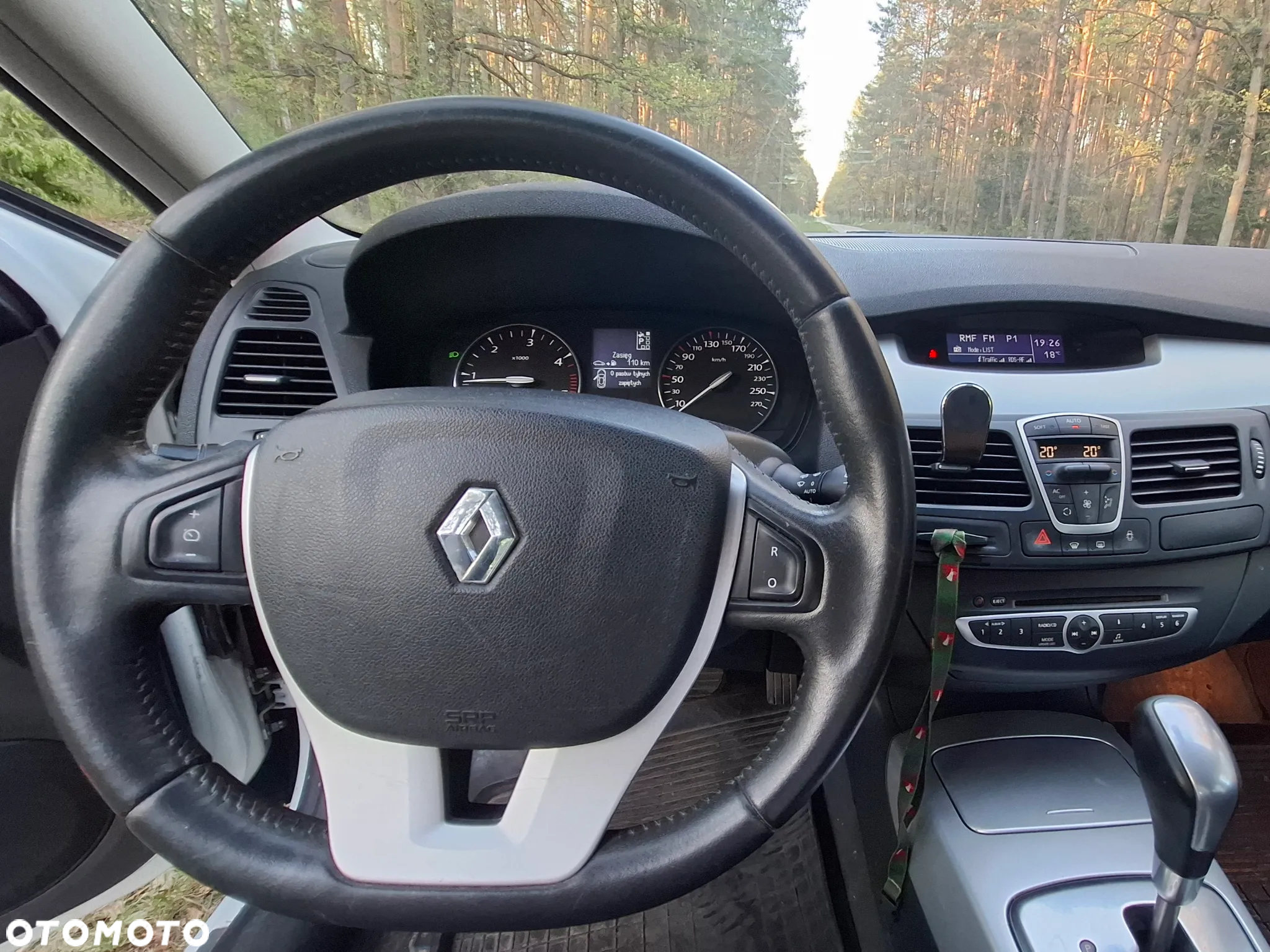 Renault Laguna Grandtour 2.0 dCi FAP Dynamique - 9
