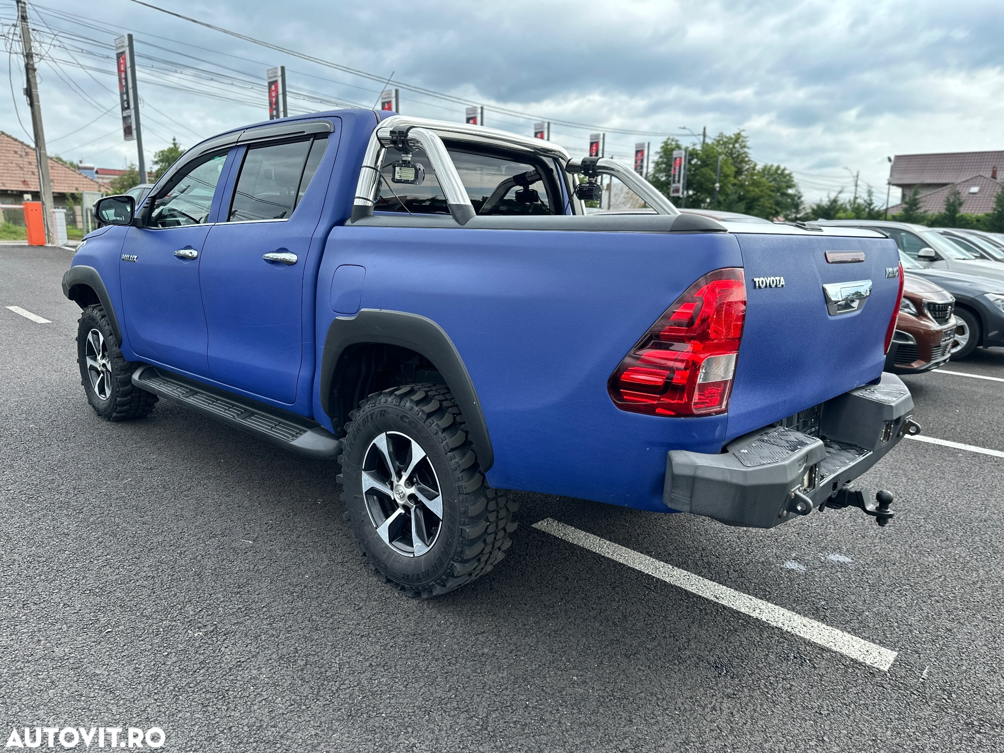 Toyota Hilux - 4