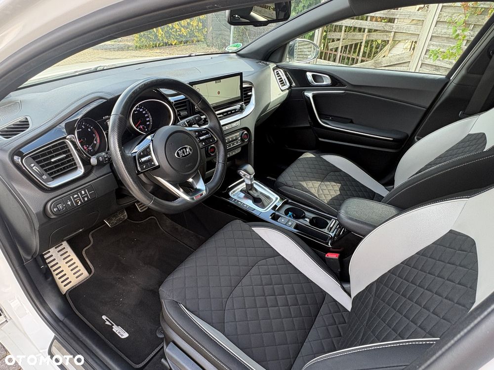 Kia ProCeed 1.5 T-GDI DCT7 OPF GT LINE - 15