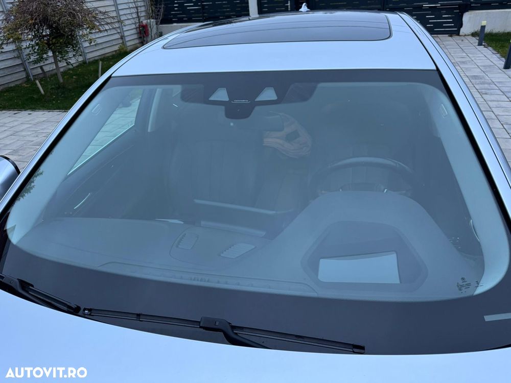 BMW Seria 5 520i Aut. Luxury Line - 11