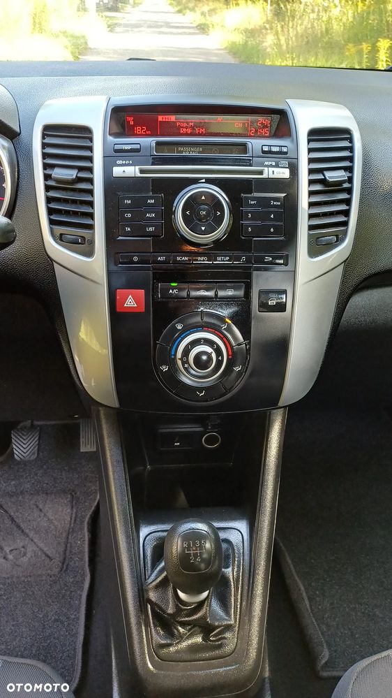 Kia Venga - 13