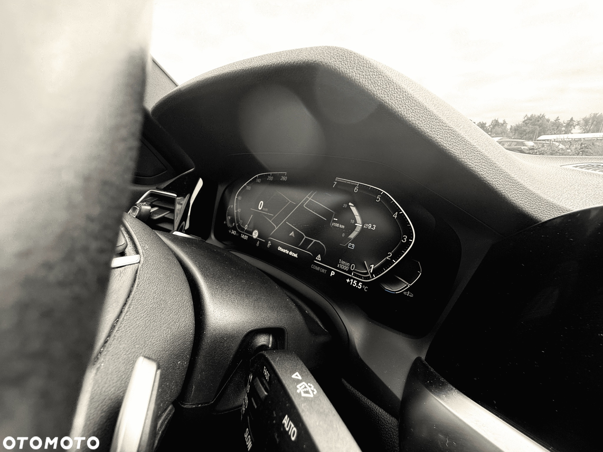BMW Seria 3 330i Sport Line - 38