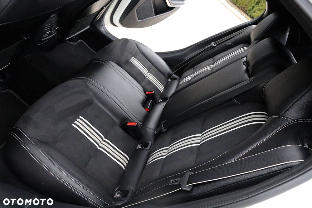 Mercedes-Benz GLA 250 7G-DCT Edition 1 - 31