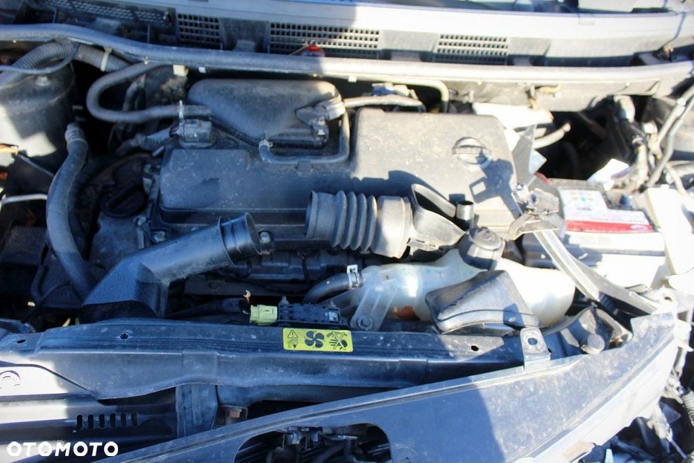 Nissan Note E11 2006 1.4i Hatchback 5-drzwi (MASKA, ZDERZAK, LAMPA, BŁOTNIK, DRZWI, SZYBA, FOTEL) - 7