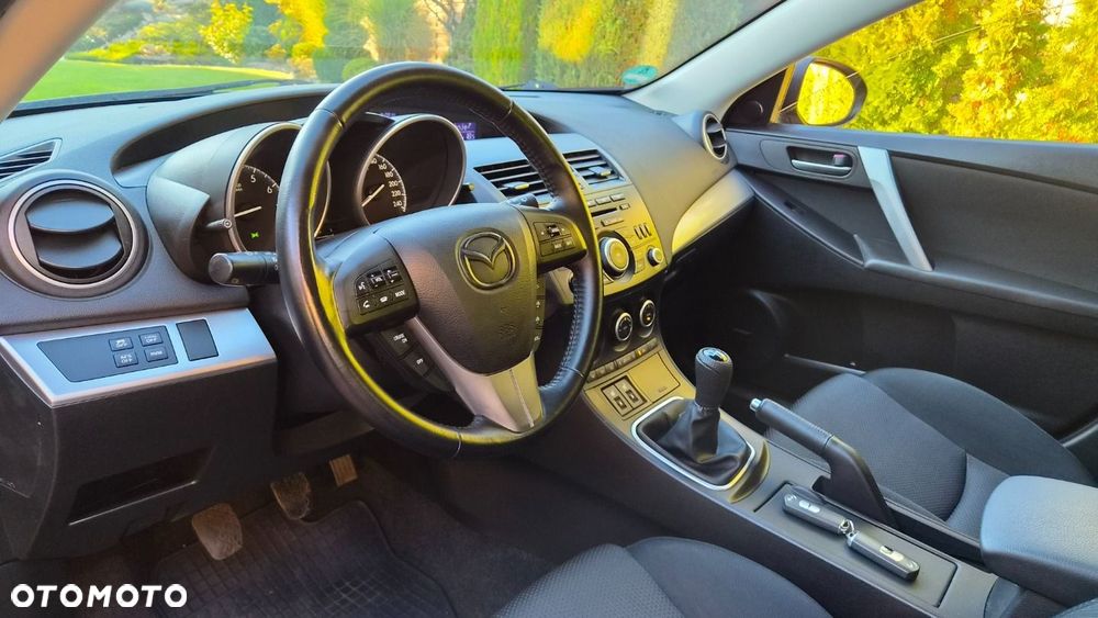 Mazda 3 - 18
