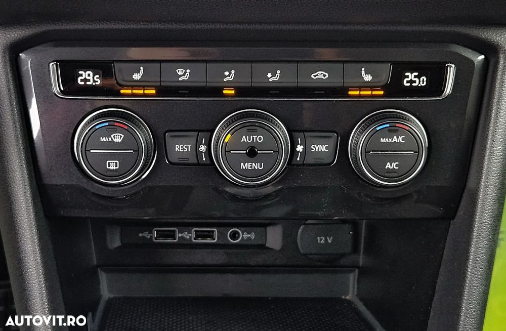 Volkswagen Tiguan Allspace 2.0 TDI SCR 4Motion Highline - 22