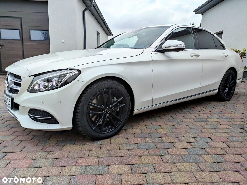 Mercedes-Benz Klasa C 300 BlueTEC Hybrid 7G-TRONIC Edition 1 - 4
