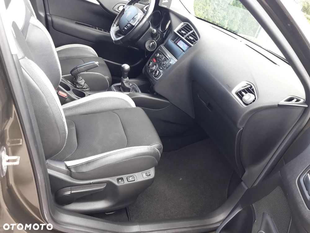 Citroën C4 1.6 VTi Exclusive - 12