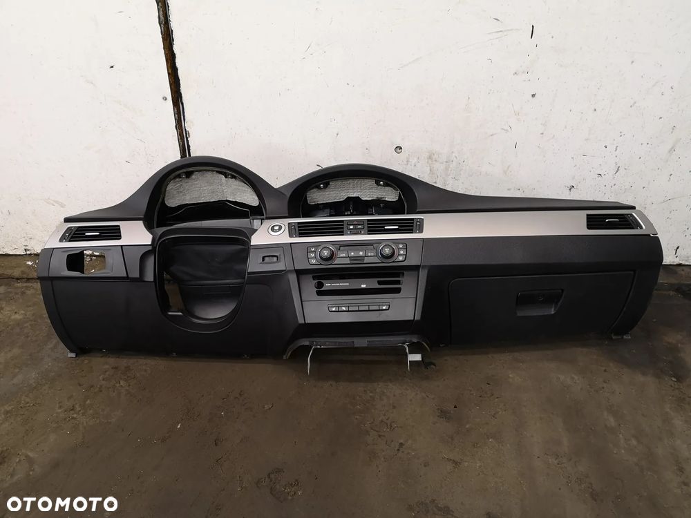 BMW E90 E91 DESKA KOKPIT KONSOLA POD NAWIGACJE ORYGINAŁ PULPIT - 7