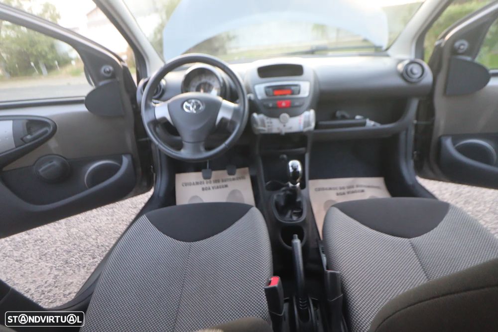 Toyota Aygo 1.0 X-Play+AC+X-Touch - 15
