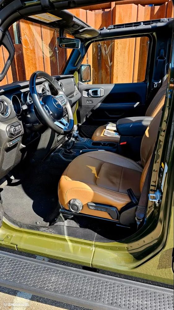 Jeep Wrangler Unlimited 2.0 4xe Plug-In Hybrid Softtop Sahara - 9