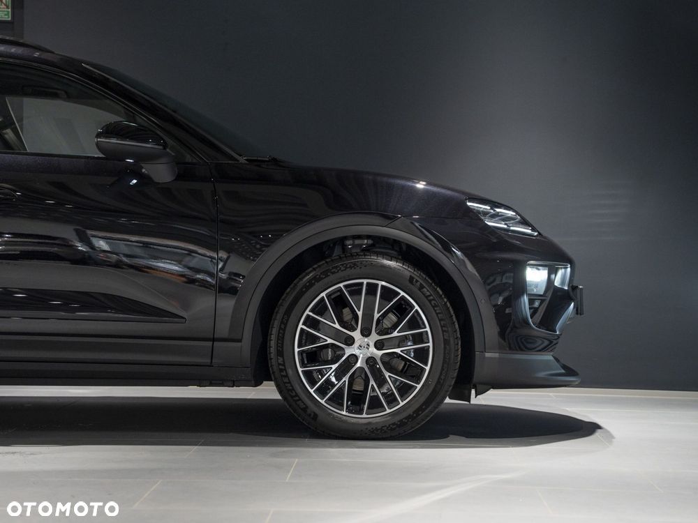 Porsche Macan - 12