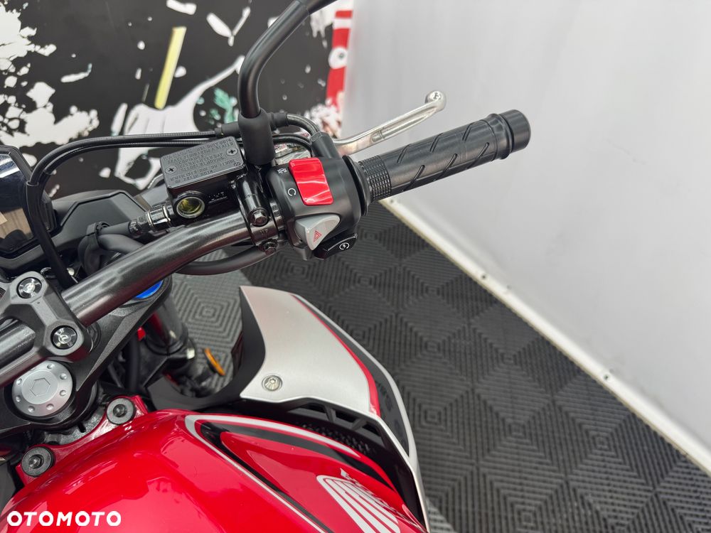 Honda CB - 26