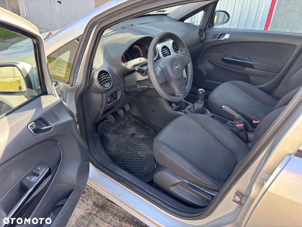Opel Corsa 1.0 12V Essentia - 19