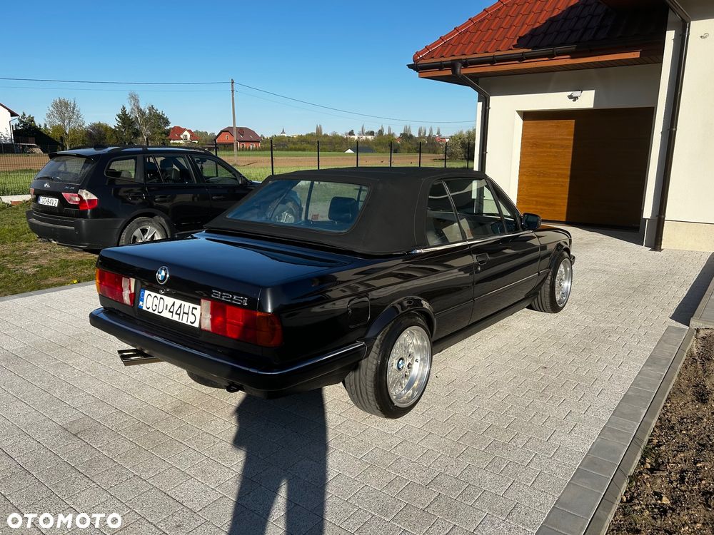 BMW Seria 3 325i - 3