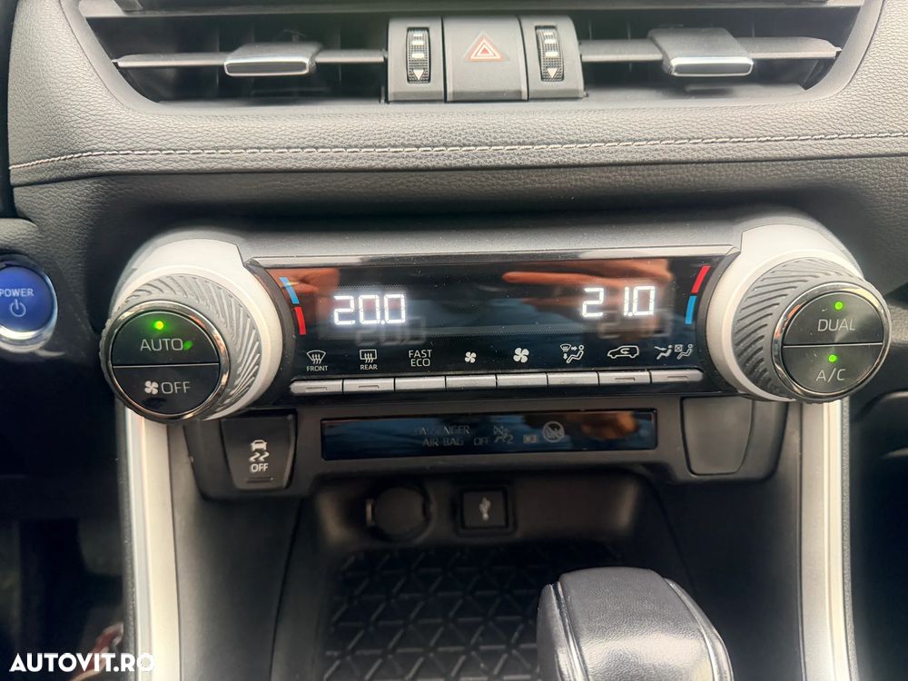 Toyota RAV4 2.5 VVT-iE 4x4 Dynamic - 19