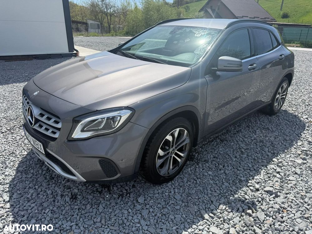 Mercedes-Benz GLA 200 d 4MATIC Aut. - 2