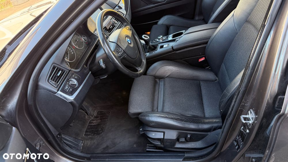 BMW Seria 5 520d Luxury Line - 25