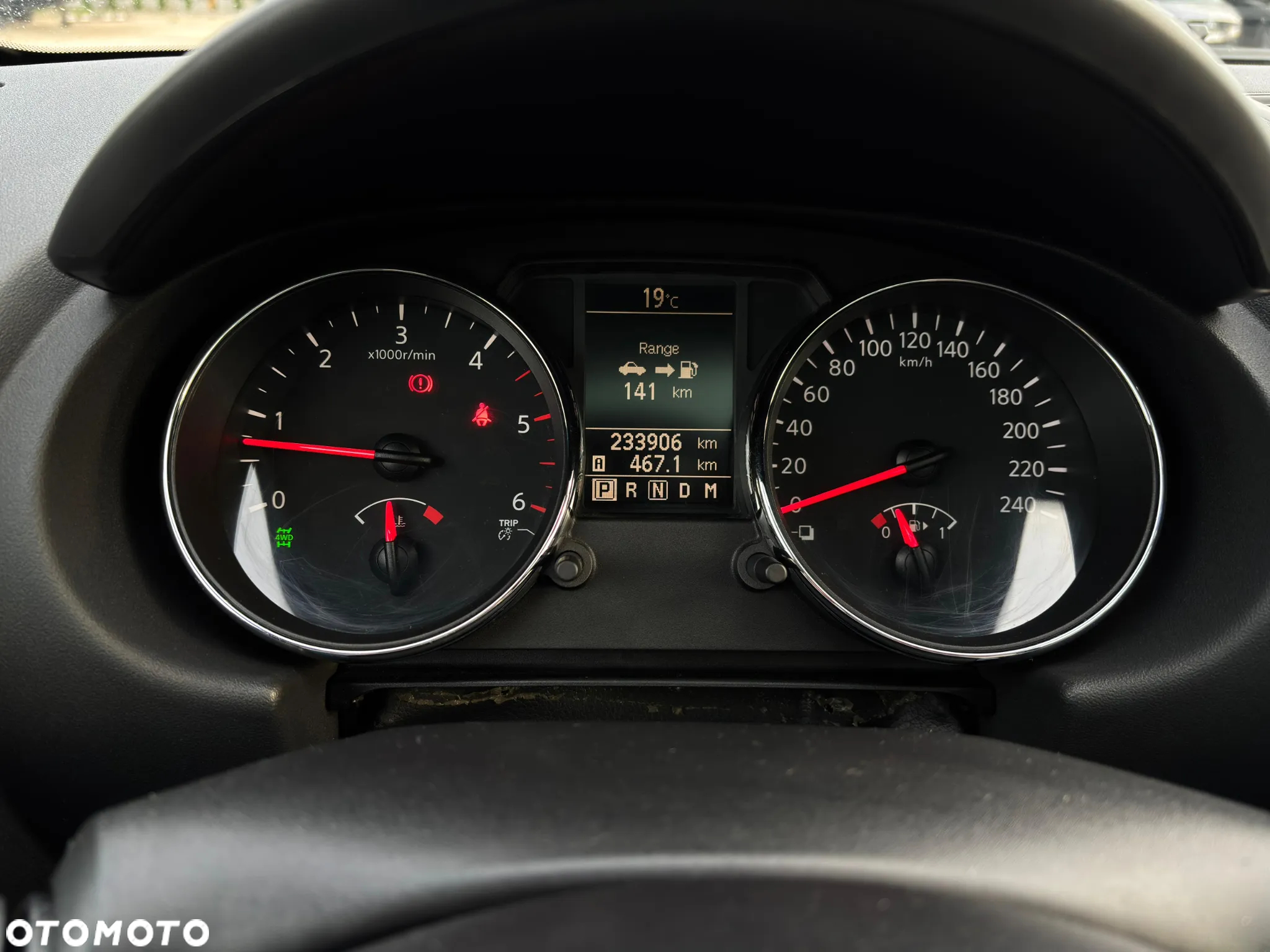 Nissan Qashqai 2.0 dCi 4x4 Tekna EU5 - 27
