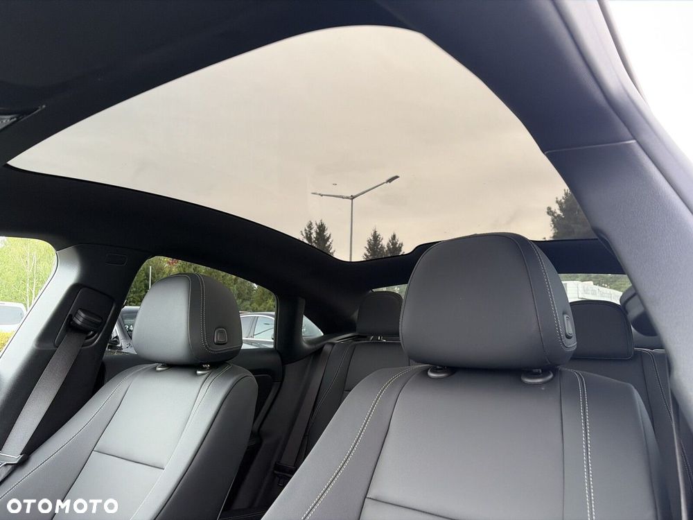 Mercedes-Benz CLA 200 mHEV 8G-DCT - 29