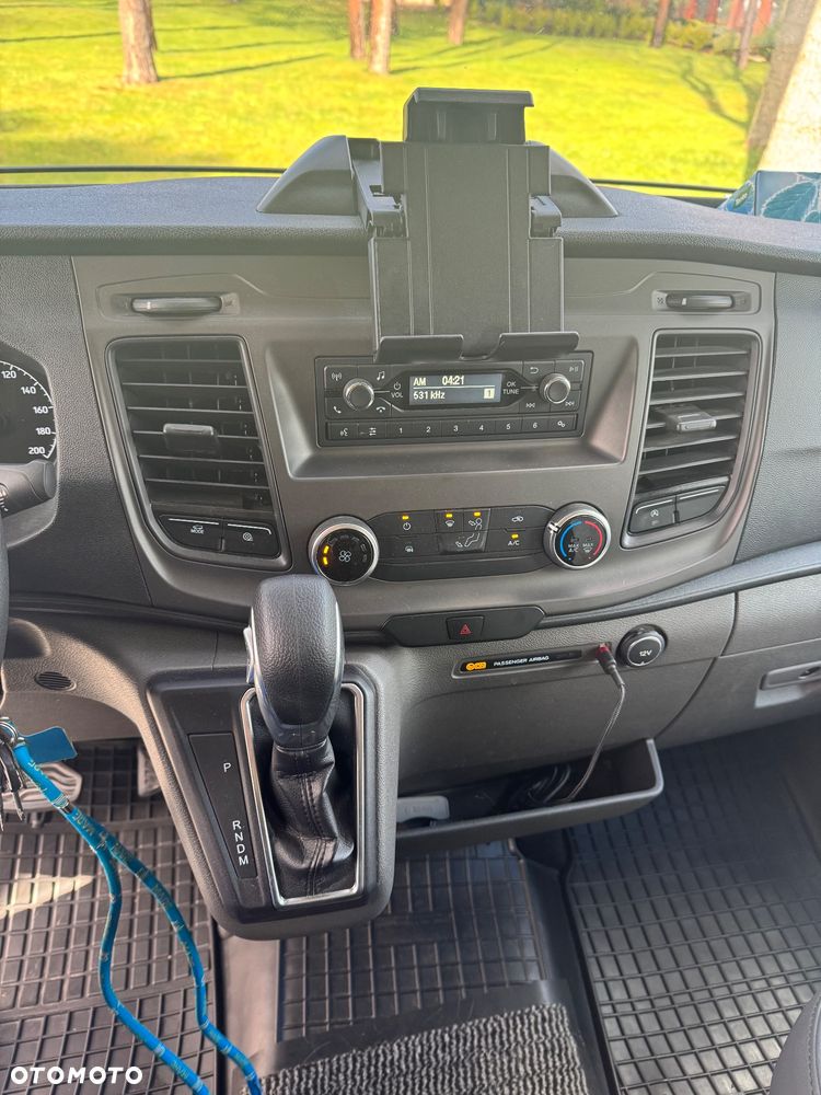 Ford Transit - 10