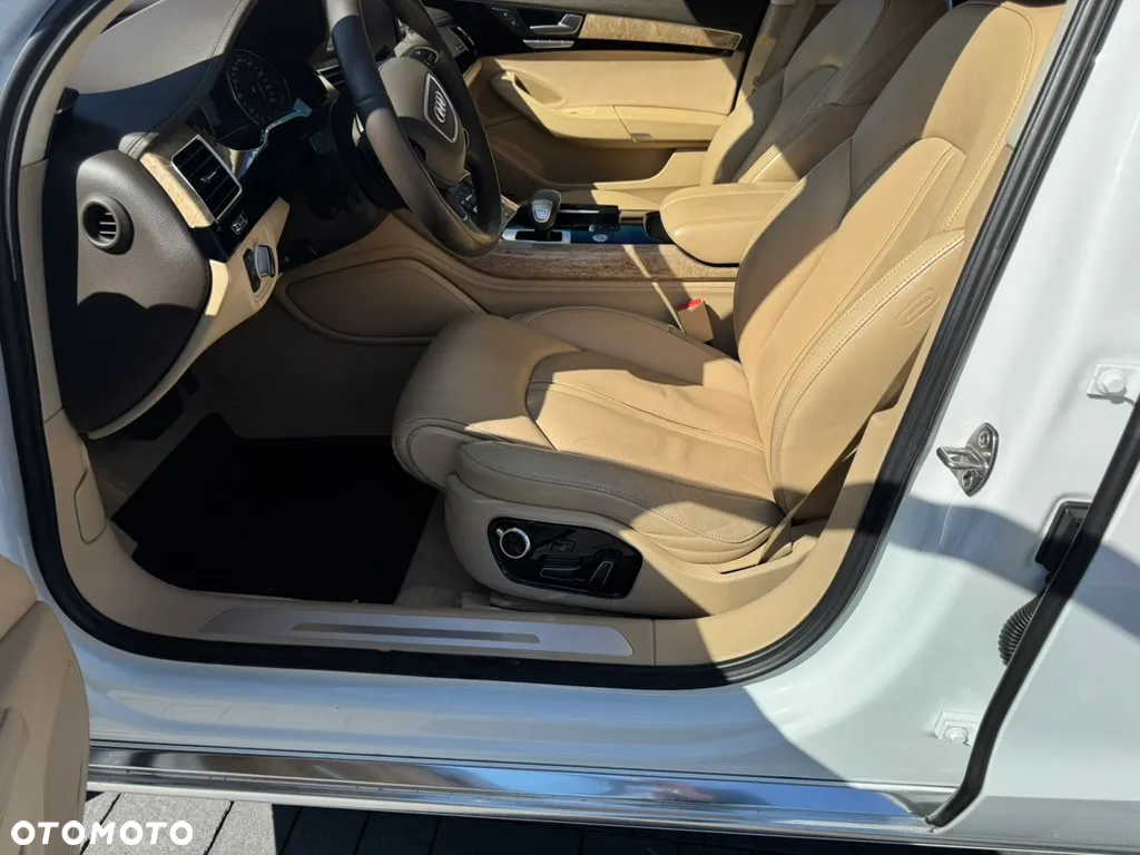 Audi A8 4.2 TDI Quattro - 14