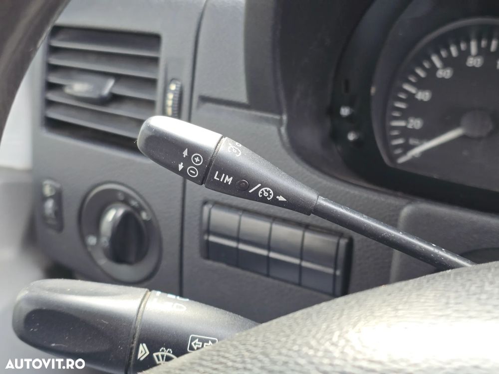 Mercedes-Benz SPRINTER - 21