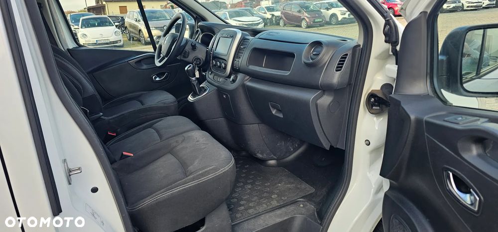 Renault Trafic - 16