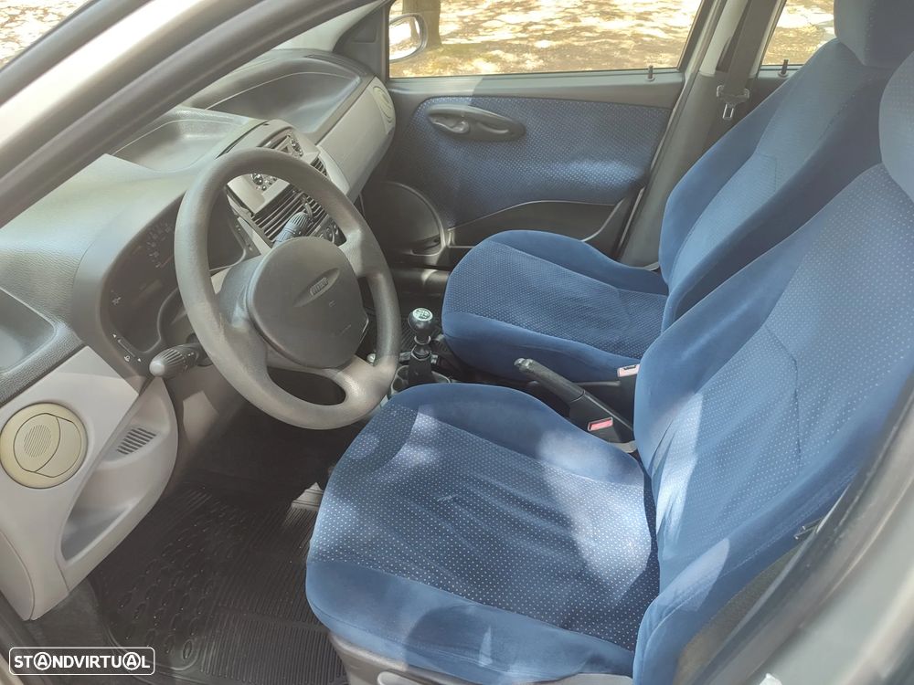 Fiat Punto 1.2 16V 80 Dynamic - 4