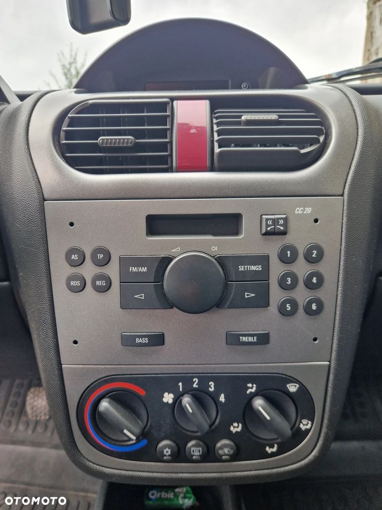 Opel Corsa - 12