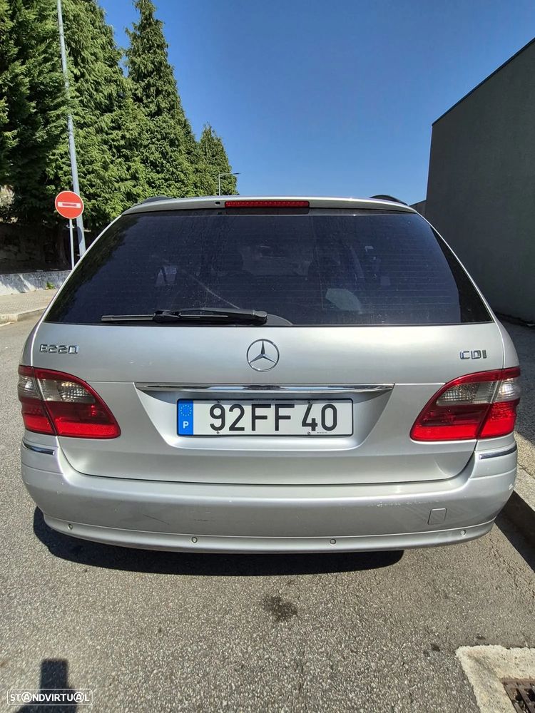 Mercedes-Benz E 220 CDi Avantgarde Aut. - 4