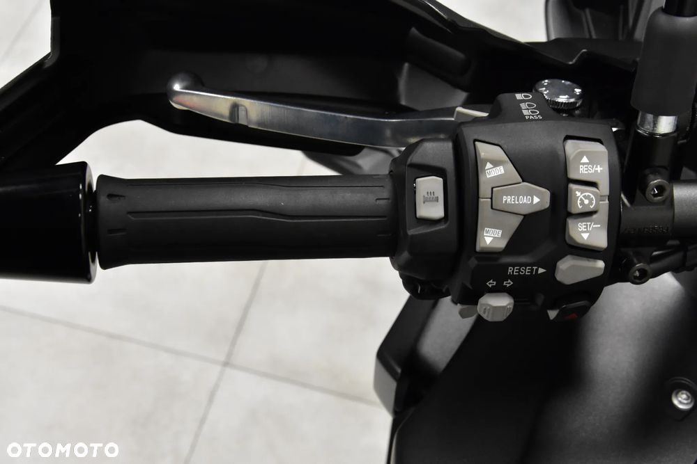 Kawasaki Versys 1000 - 23