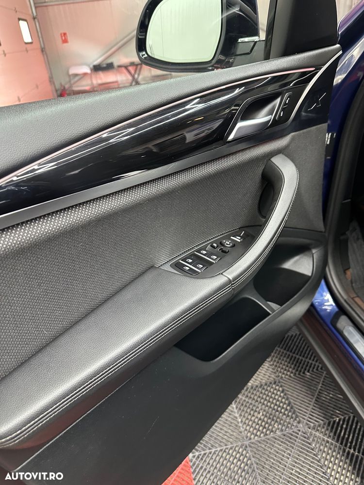 BMW X3 xDrive20d AT xLine - 12