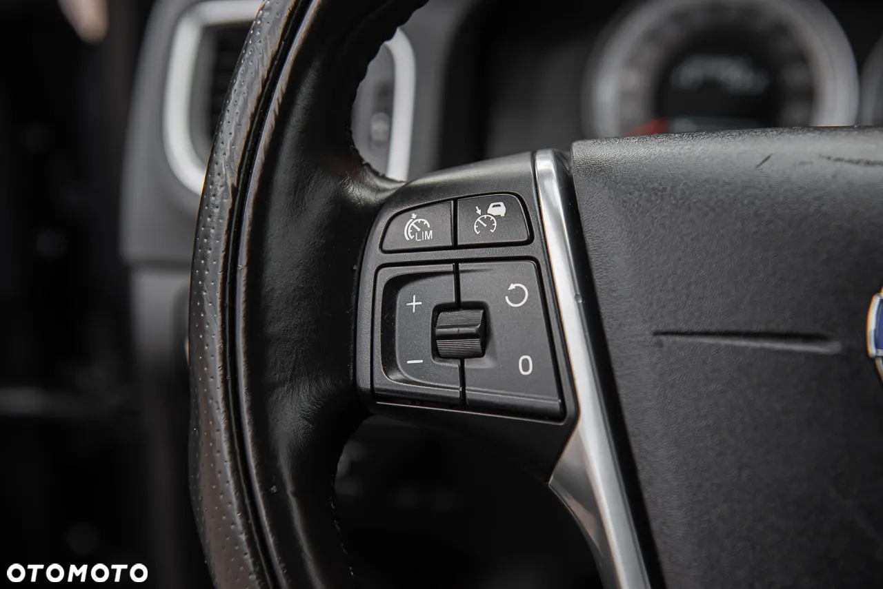 Volvo V60 T6 AWD Geartronic Edition - 18