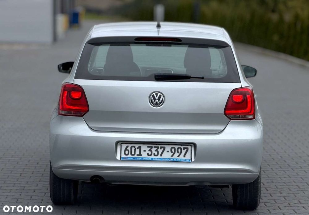 Volkswagen Polo - 8