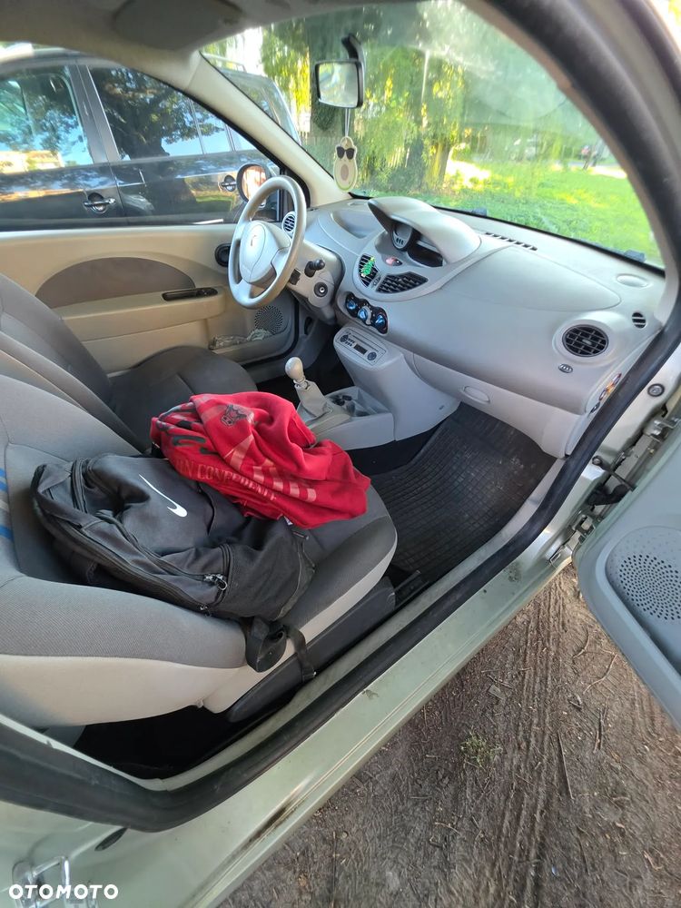 Renault Twingo - 18