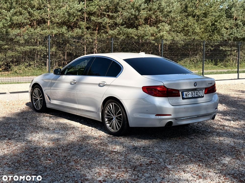 BMW Seria 5 530i Luxury Line - 40