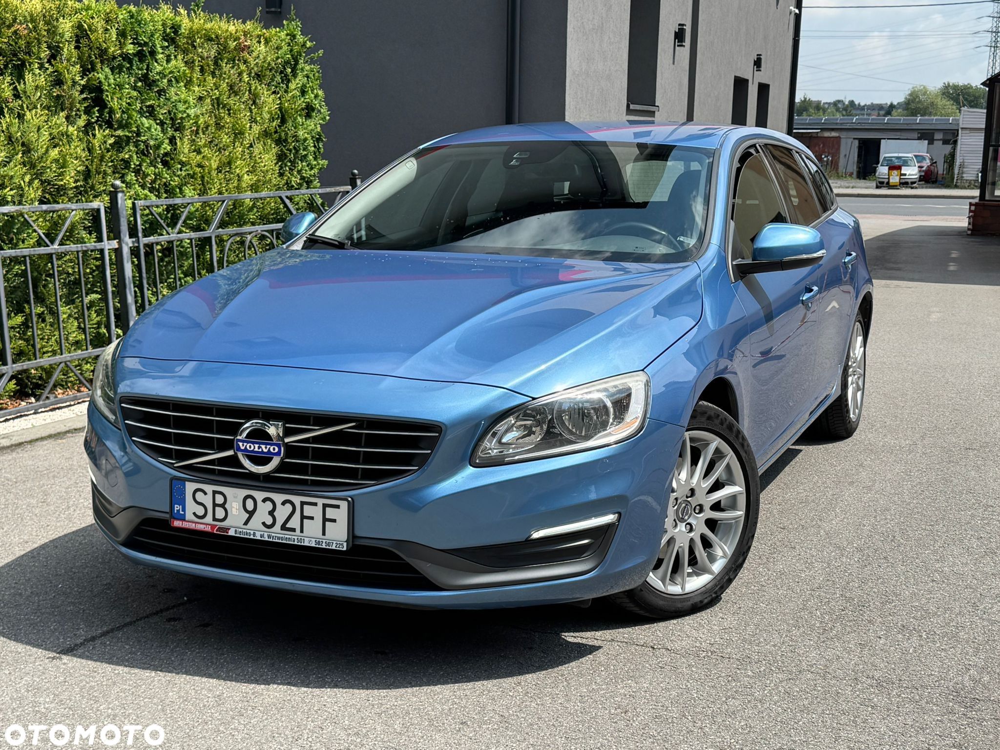 Volvo V60 D2 Momentum - 1