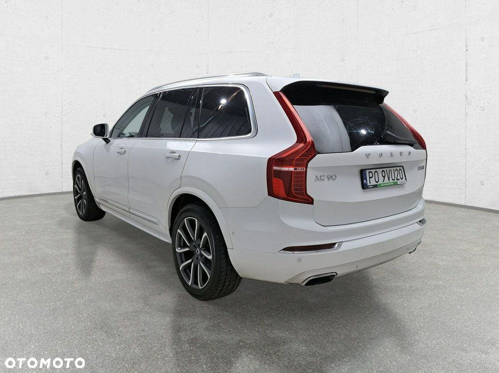 Volvo XC 90 - 6