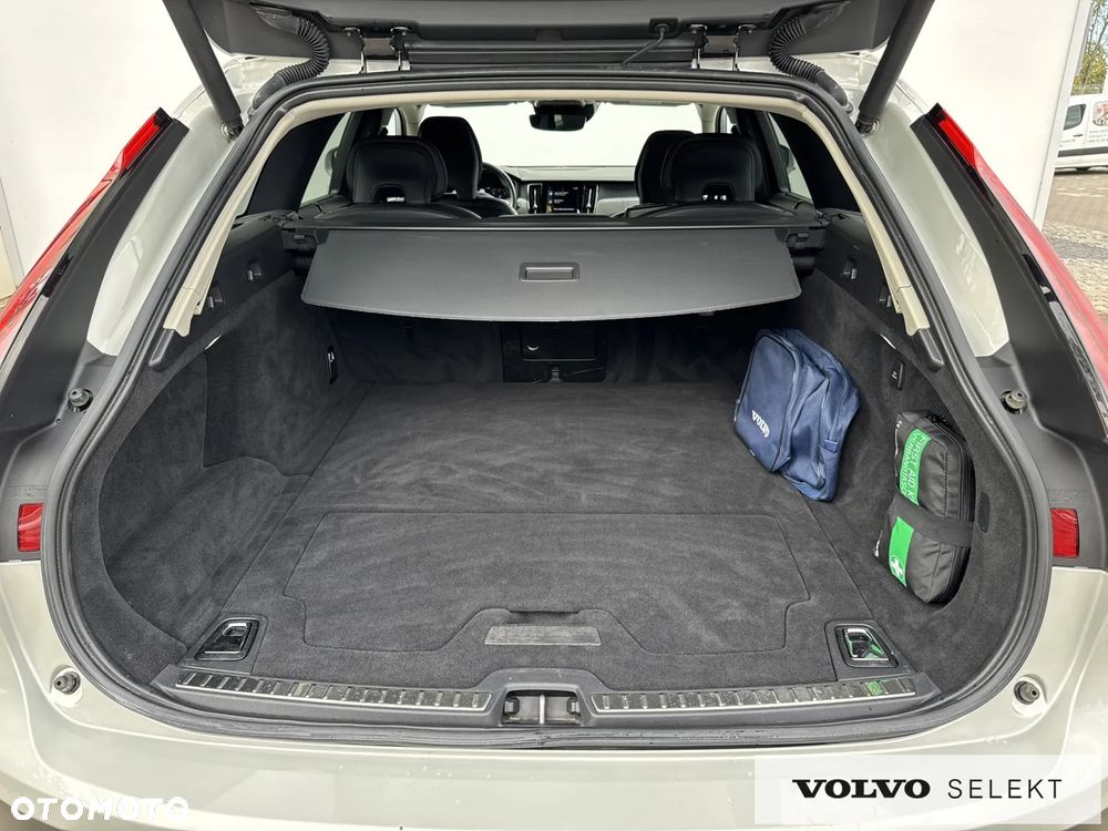 Volvo V90 D5 AWD Inscription - 25