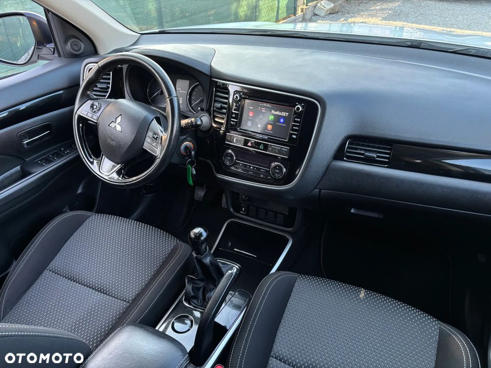 Mitsubishi Outlander 2.0 2WD Diamant - 21