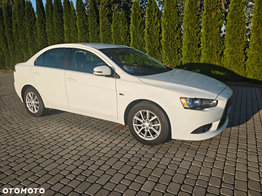 Mitsubishi Lancer 1.6 Invite - 6