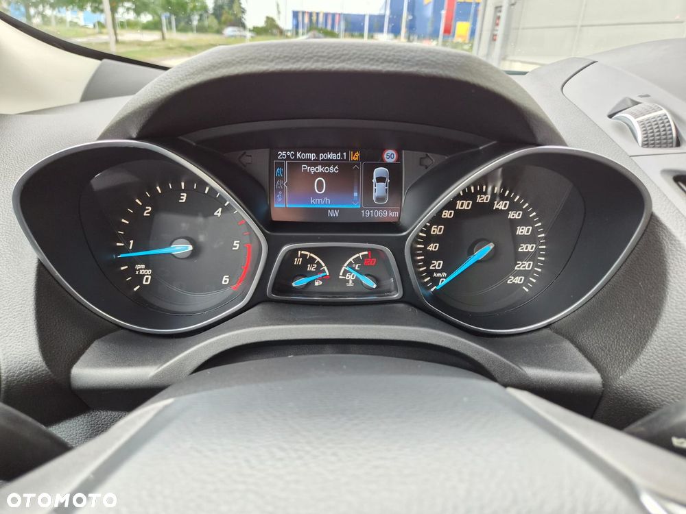 Ford Kuga 2.0 TDCi FWD Titanium - 20